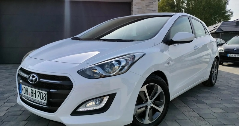 Hyundai I30 cena 41500 przebieg: 83466, rok produkcji 2015 z Inowrocław małe 529